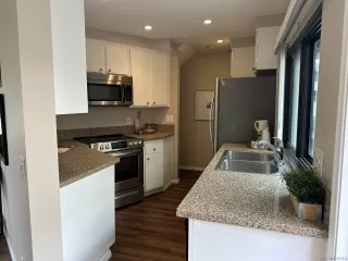 Photo #5: 240023722 Listing