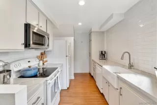 Photo #3: 240023744 Listing