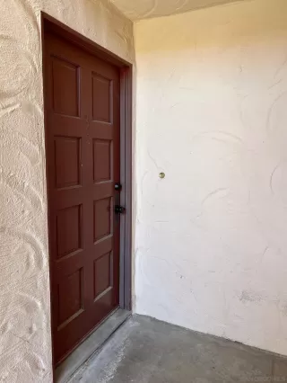 Photo #1: 240023764 Listing