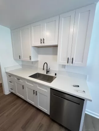 Photo #6: 240023764 Listing