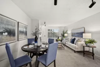 Photo #6: 240023768 Listing