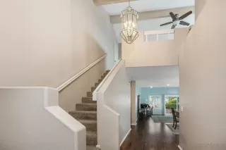 Photo #4: 240023769 Listing