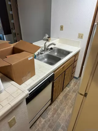 Photo #2: 240023802 Listing 