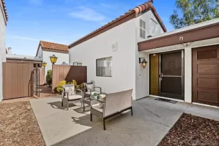 Photo #3: 240023810 Listing