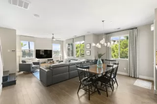 Photo #1: 240023824 Listing