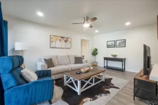 Photo #5: 240023845 Listing 