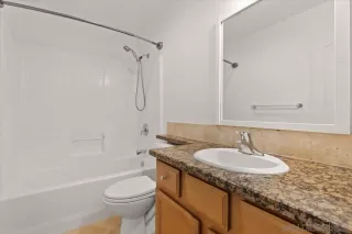 Photo #3: 240023850 Listing 