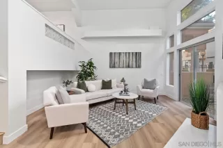 Photo #1: 240023872 Listing