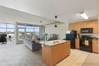 Photo #3: 240023887 Listing