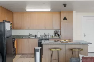 Photo #4: 240023887 Listing