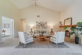 Photo #6: 240023889 Listing