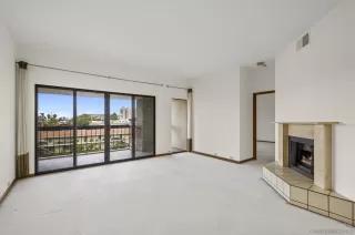 Photo #1: 240023913 Listing