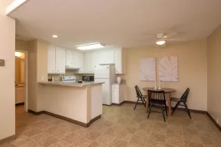 Photo #4: 240023942 Listing