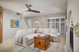 Photo #4: 240024024 Listing