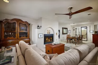 Photo #5: 240024024 Listing