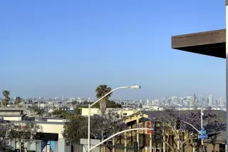 Photo #4: 240024050 Listing