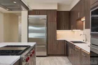 Photo #5: 240024050 Listing