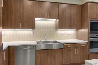 Photo #6: 240024050 Listing