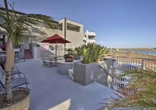 Photo #3: 240024100 Listing