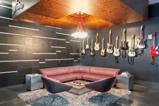 Photo #3: 240024161 Listing