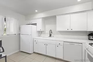 Photo #4: 240024232 Listing 