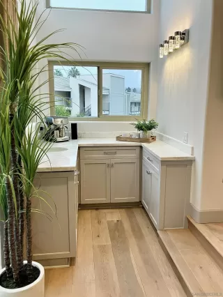 Photo #6: 240024234 Listing