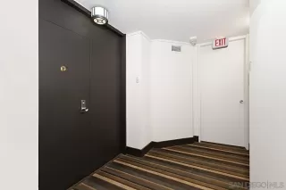 Photo #3: 240024244 Listing