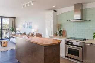 Photo #4: 240024276 Listing