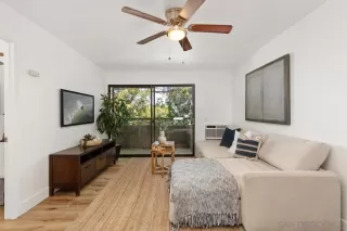 Photo #4: 240024291 Listing