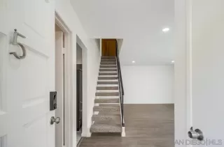 Photo #5: 240024310 Listing