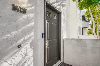 Photo #5: 240024318 Listing