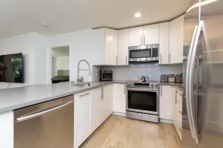 Photo #5: 240024324 Listing 