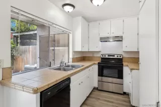Photo #6: 240024380 Listing