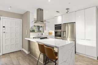 Photo #4: 240024408 Listing 