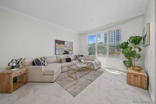 Photo #5: 240024425 Listing