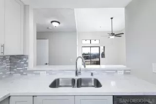 Photo #2: 240024427 Listing 
