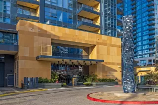 Photo #3: 240024443 Listing