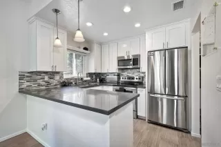 Photo #6: 240024507 Listing