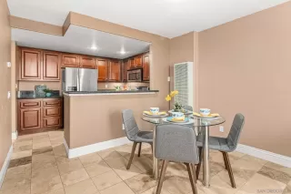 Photo #3: 240024576 Listing 