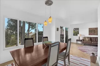 Photo #4: 240024640 Listing