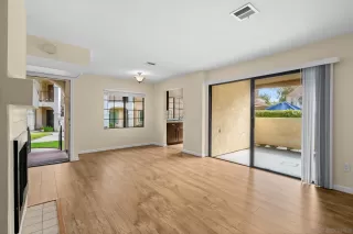 Photo #5: 240024651 Listing 