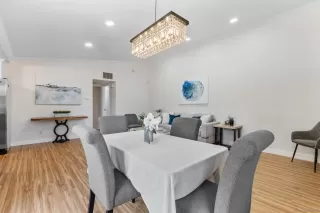 Photo #5: 240024699 Listing