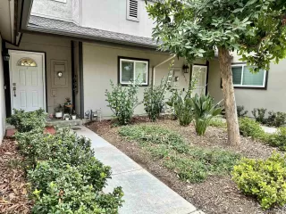 Photo #1: 240024707 Listing