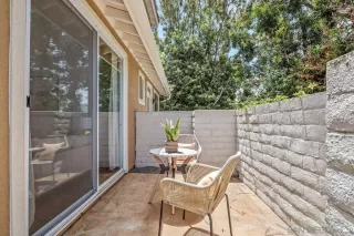 Photo #2: 240024710 Listing 