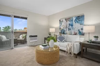 Photo #6: 240024771 Listing