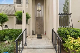 Photo #1: 240024818 Listing