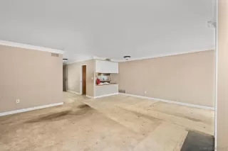 Photo #4: 240024818 Listing