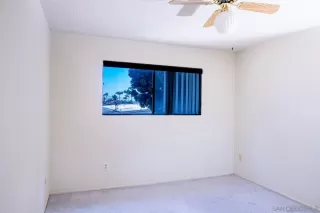 Photo #4: 240024876 Listing