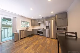 Photo #1: 240024878 Listing 