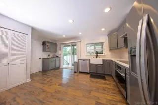 Photo #2: 240024878 Listing 